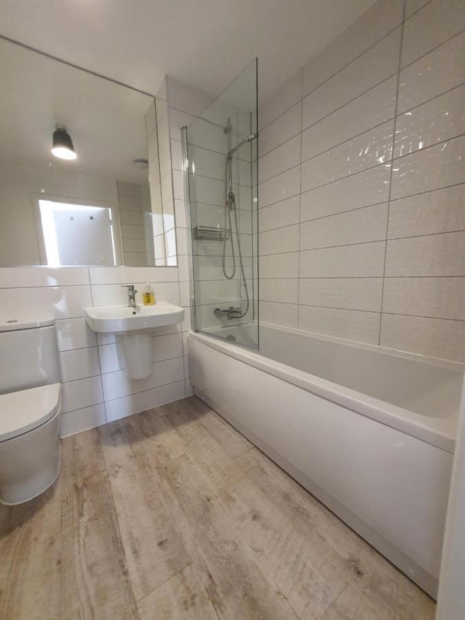 Lovely Home Close To City Center & Rail Station 切斯特菲尔德 外观 照片